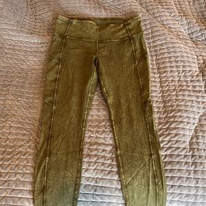 Lululemon leggings